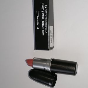 Matte Lipstick